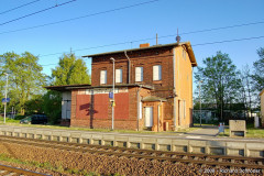 Empfansgebäude Altenwillershagen - Gleisseite 2008