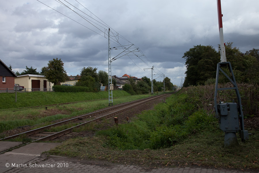 Bahnbergang Richard Suhr Siedlung Bild 4