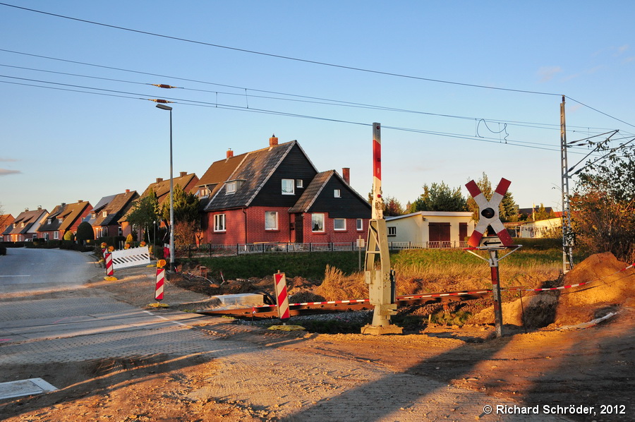 Bahnübergang Richard Suhr Siedlung Ribnitz Umbau 7