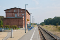 Bahnsteig im Bahnhof Barth