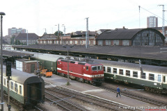 243-234-2 am Bahnsteig 9 Rostock Hauptbahnhof