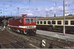 243 267-2 am 01.08.1987 im Rostocker Hauptbahnhof