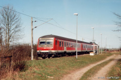 Regionalbahn mit Elektrolok in Saatel