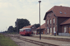 20.08.1993 - Bahnhof Tribsees - Bild 2