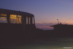 18.10.1994 - Sonnenuntergang im Bahnhof Tribsees