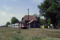 23.05.1995 - Bahnhof Tribsees - Bild 1