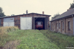 20.08.1993 - Lokschuppen der Kleinbahn im Bahnhof Tribsees