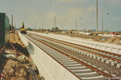 Bahnsteigkanten in Richtung Rostock