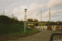 Bahnbrücke in Velgast mit LKWs