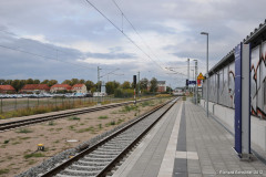 Warnemünde Werft - Bahnsteig - Bild 2